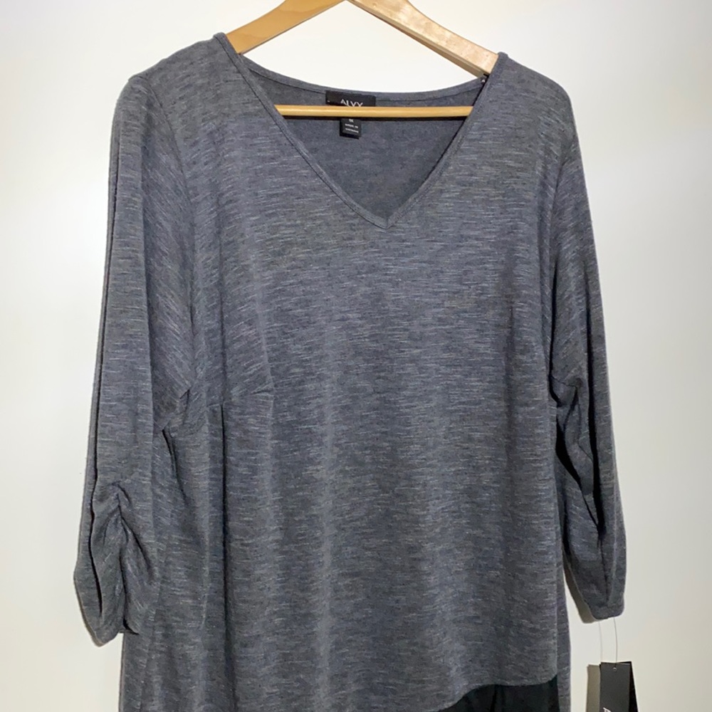 Alyx Woman 3/4 Sleeve Charcoal Tunic